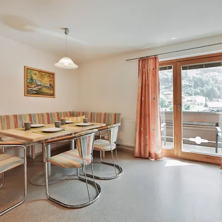 Mein Fiegl 招待所 3*